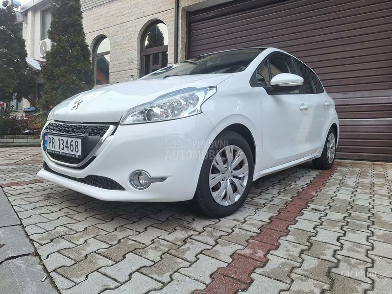 Peugeot 208 1.2 vti