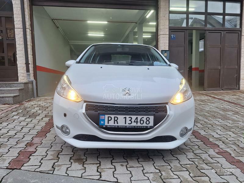 Peugeot 208 1.2 vti