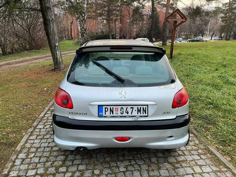 Peugeot 206 