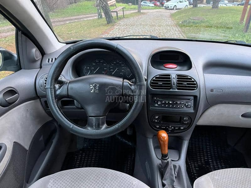 Peugeot 206 