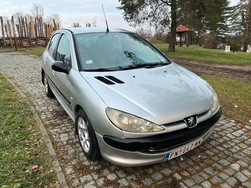 Peugeot 206 