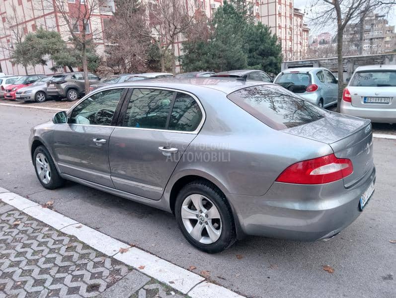 Škoda Superb 1.8