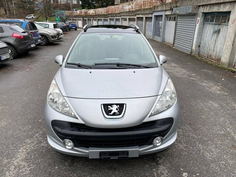 Peugeot 207 1.4 8v