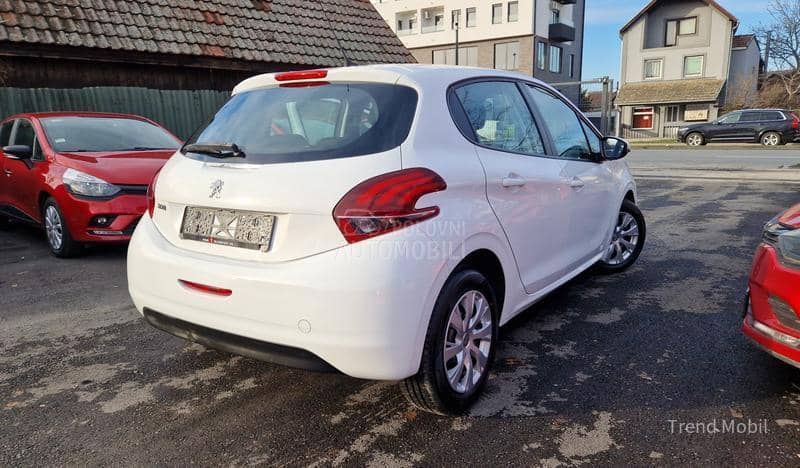 Peugeot 208 1.6 HDi  6 gear