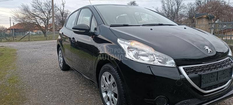 Peugeot 208 1.2 TOOP-CH