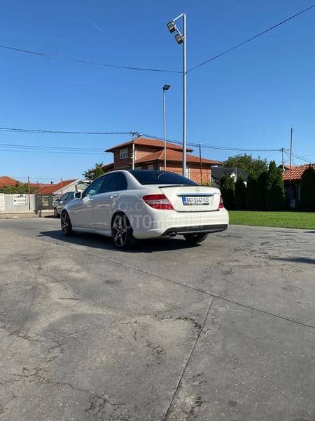 Mercedes Benz C 250 4MATIC