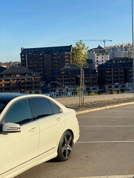 Mercedes Benz C 250 4MATIC