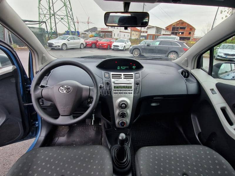 Toyota Yaris 1.33 VVT-i KA0 N0VA