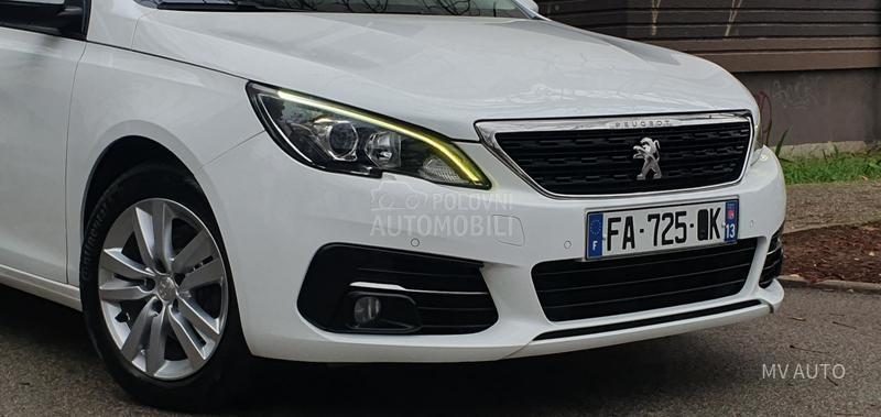 Peugeot 308 1.5 131hp RESTYLING