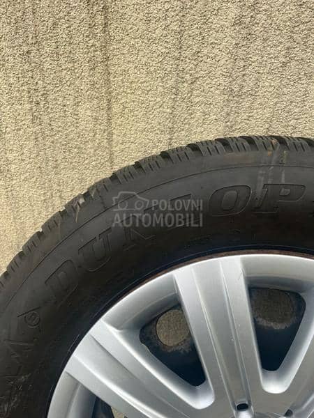 Dunlop 215/65 R16 Zimska