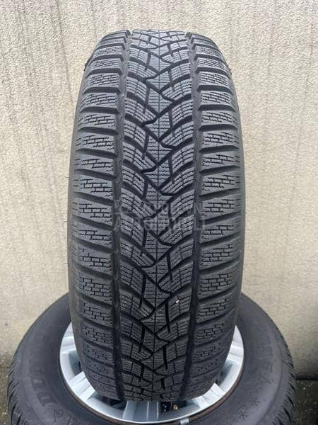 Dunlop 215/65 R16 Zimska