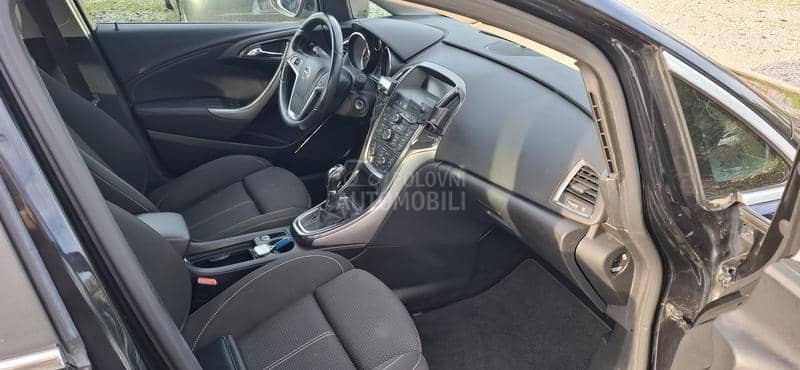 Opel Astra J 1.4 BENC ATMOSVERAC