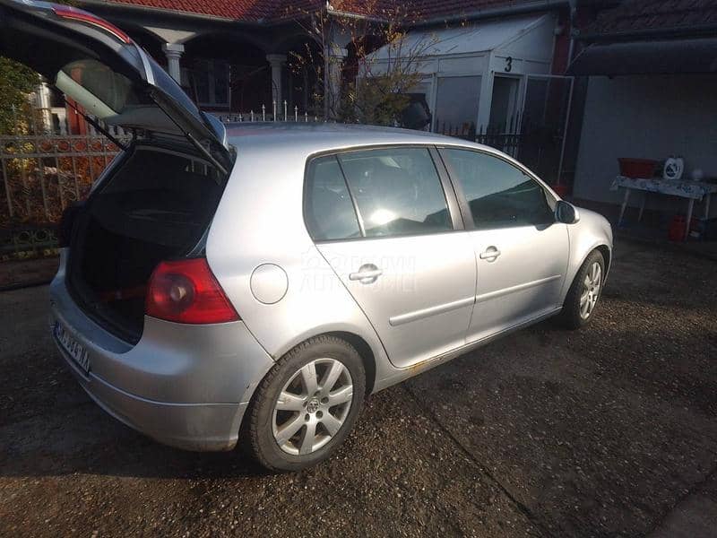 Volkswagen Golf 5 