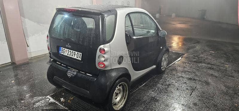 Smart ForTwo auto