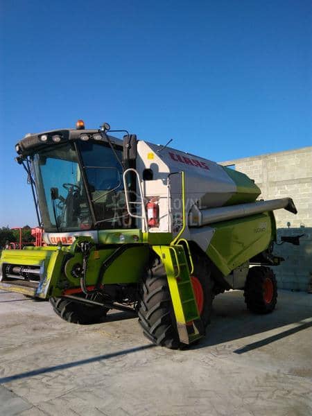 Claas Tucano 450