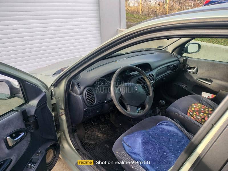 Renault Megane 1.6