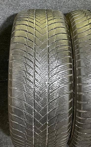 Bridgestone 255/35 R20 Zimska