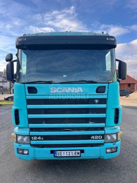 Scania 124L