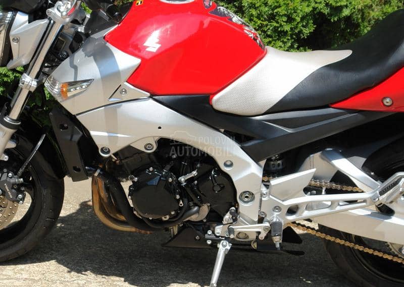 Suzuki GSR 600 FI CH