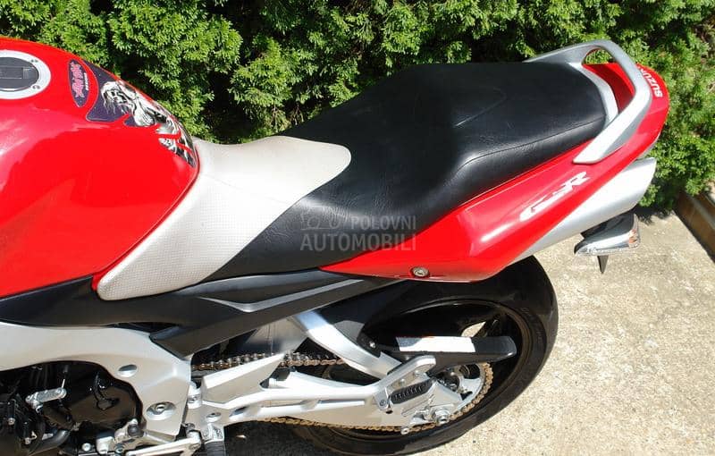 Suzuki GSR 600 FI CH