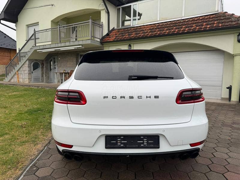 Porsche Macan S iz CH