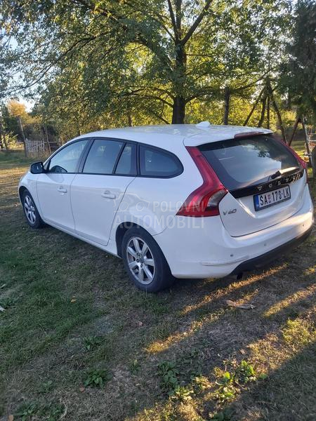 Volvo V60 d2