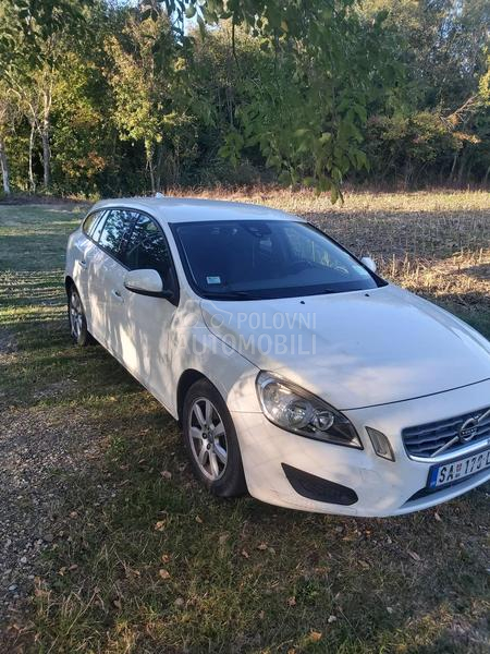 Volvo V60 d2