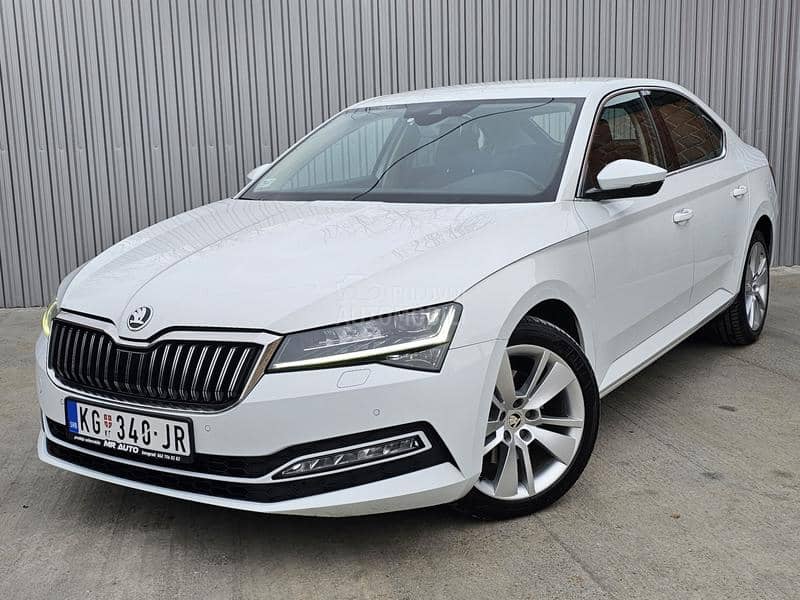 Škoda Superb 2.0tdi/DSG/VIRTUAL