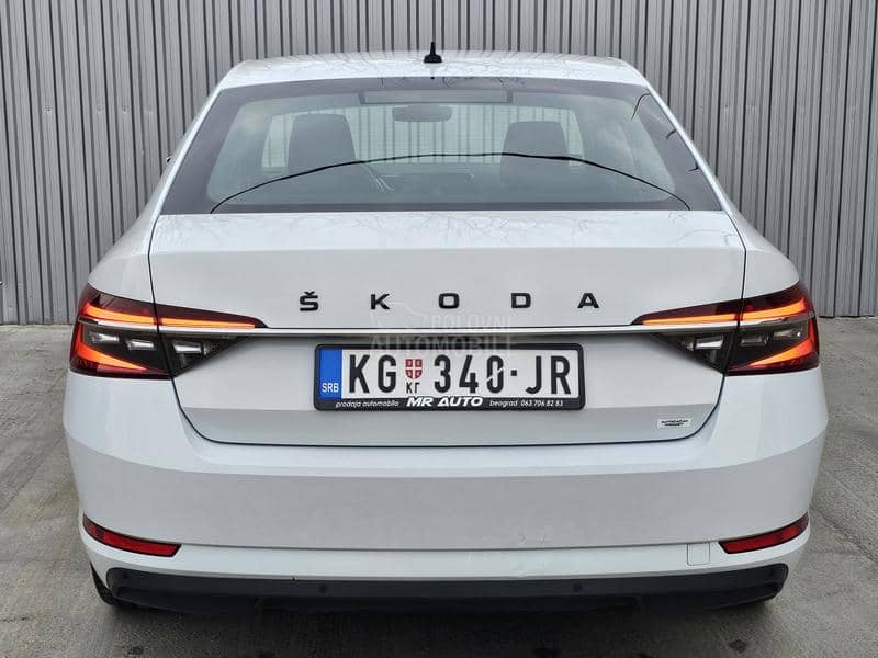 Škoda Superb 2.0tdi/DSG/VIRTUAL