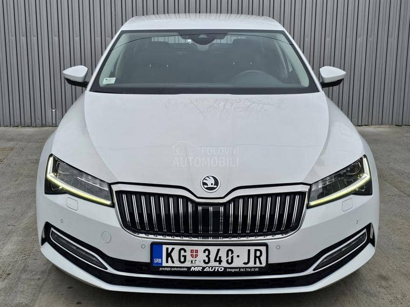 Škoda Superb 2.0tdi/DSG/VIRTUAL