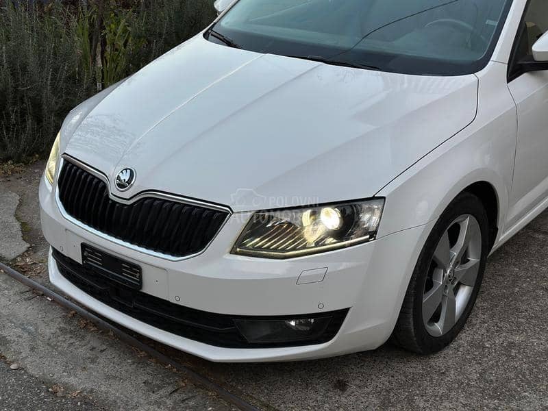 Škoda Octavia 1.6TDI DSG JOY CH