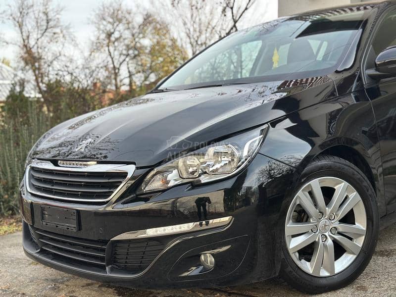 Peugeot 308 60.000k.m. CH