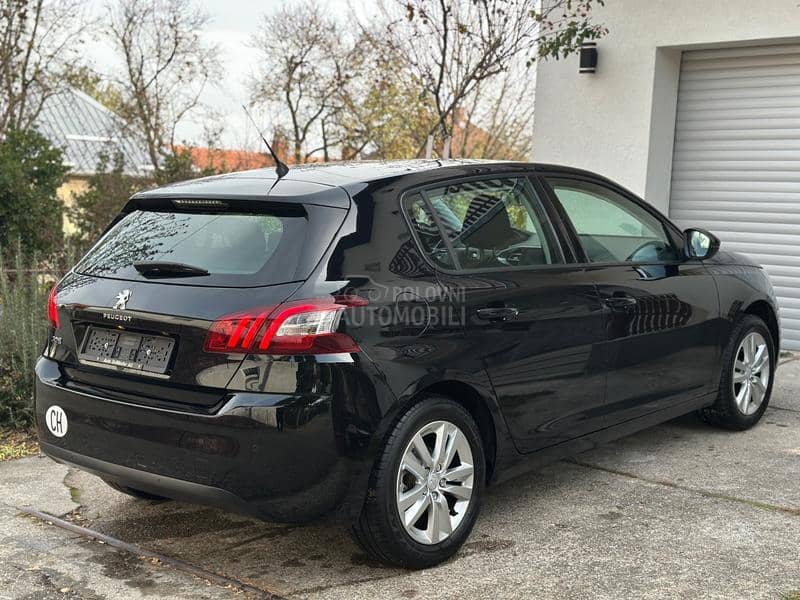 Peugeot 308 60.000k.m. CH