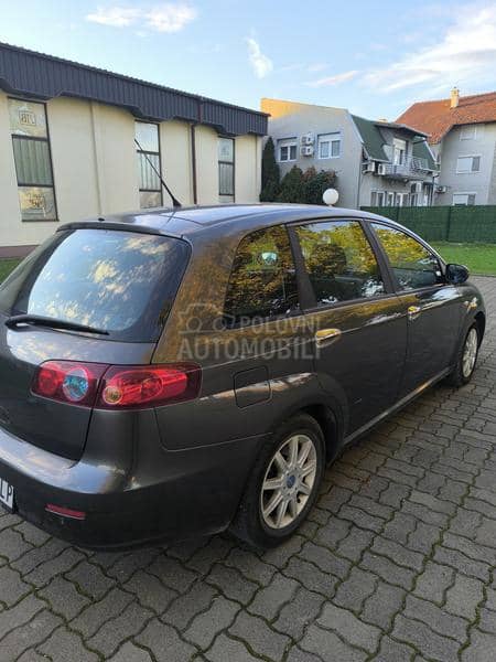 Fiat Croma 1.9 Mtj Prekorektna