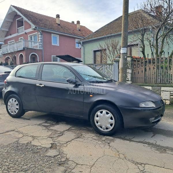 Alfa Romeo 147 1.9 16V JTDM