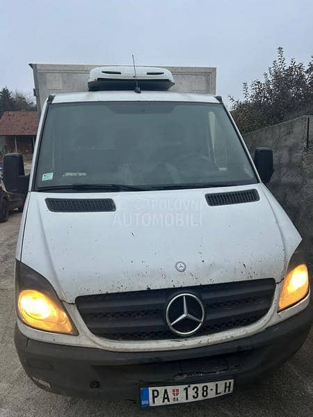 Mercedes Benz Sprinter 311