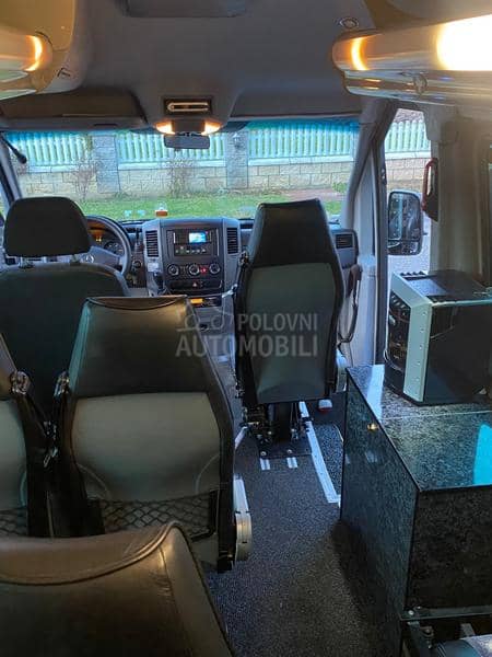 Mercedes Benz Sprinter 519