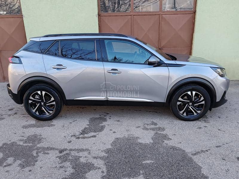 Peugeot 2008 1.2 Allure