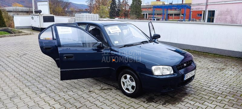 Hyundai Accent 