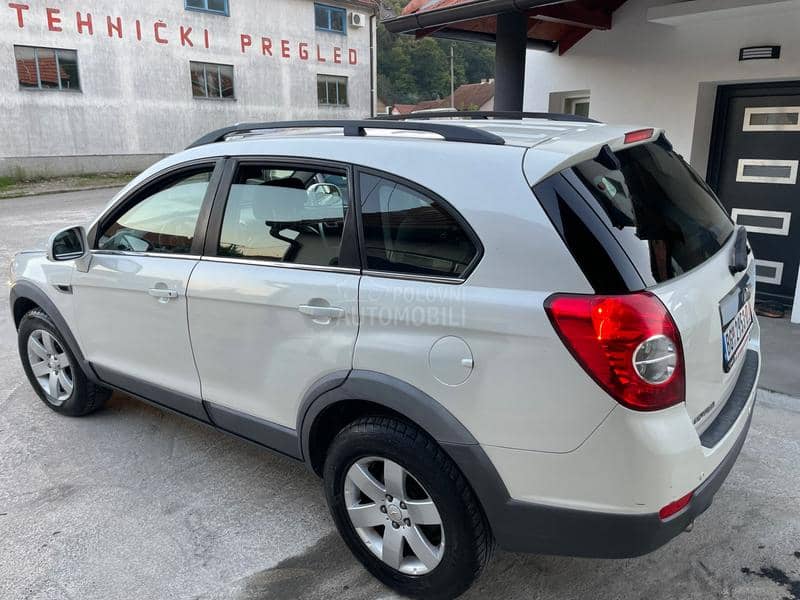 Chevrolet Captiva 4x4 7 sedista