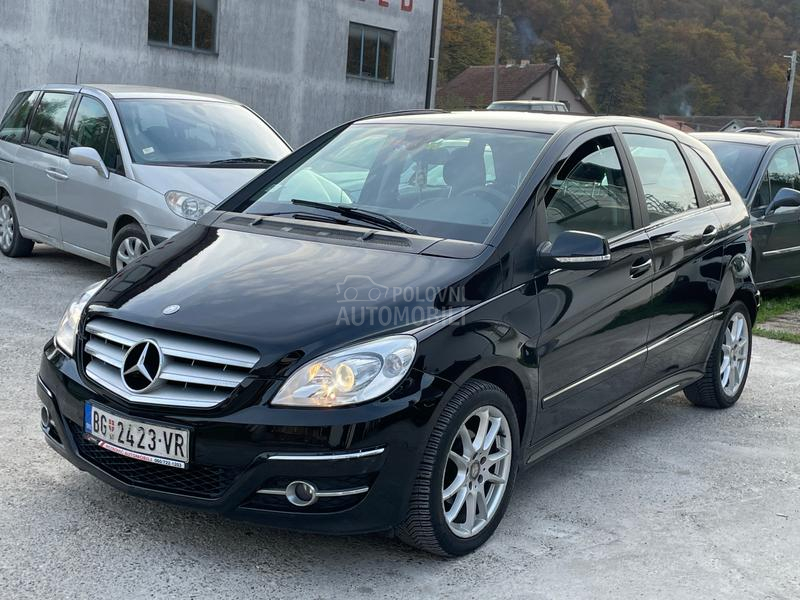 Mercedes Benz B 180 bp n o v