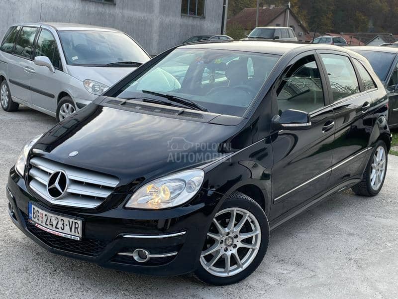 Mercedes Benz B 180 bp n o v