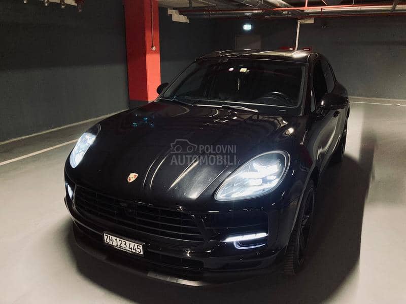 Porsche Macan CHRONO