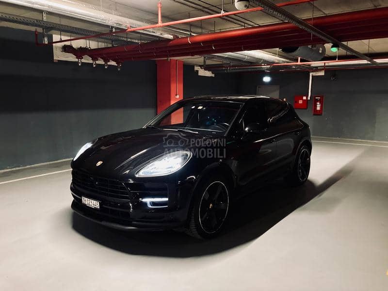 Porsche Macan CHRONO