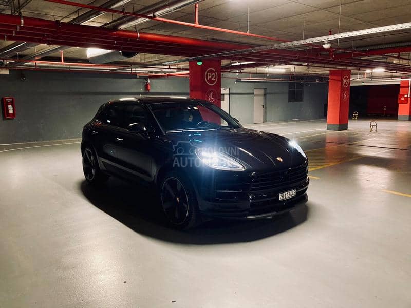 Porsche Macan CHRONO