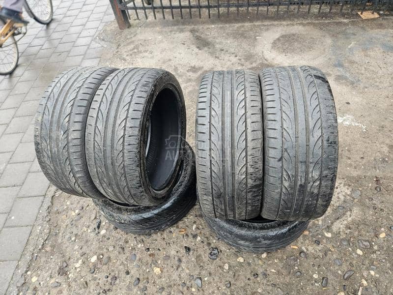 Hankook 225/40 R18 Letnja