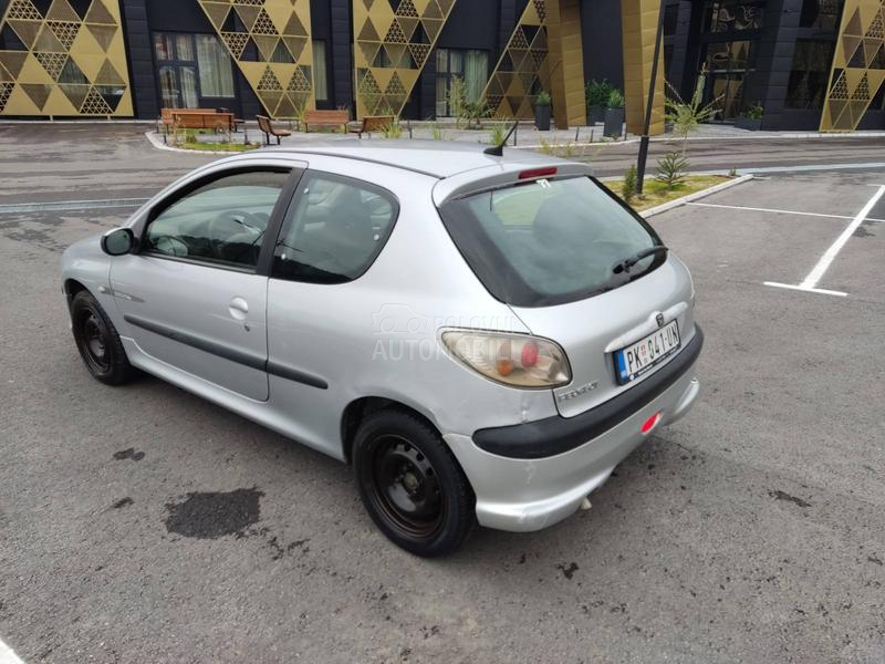 Peugeot 206 H I T N O  9.2025