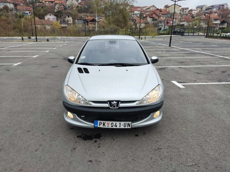 Peugeot 206 H I T N O  9.2025