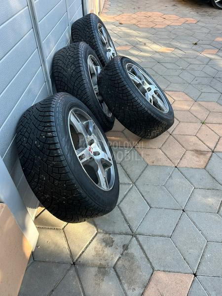 Pirelli 225/45 R17 Zimska