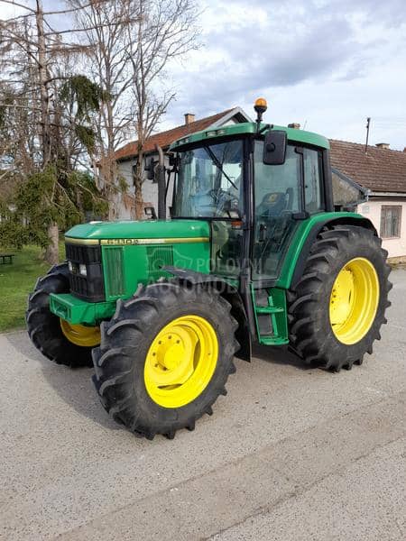 John Deere 6310